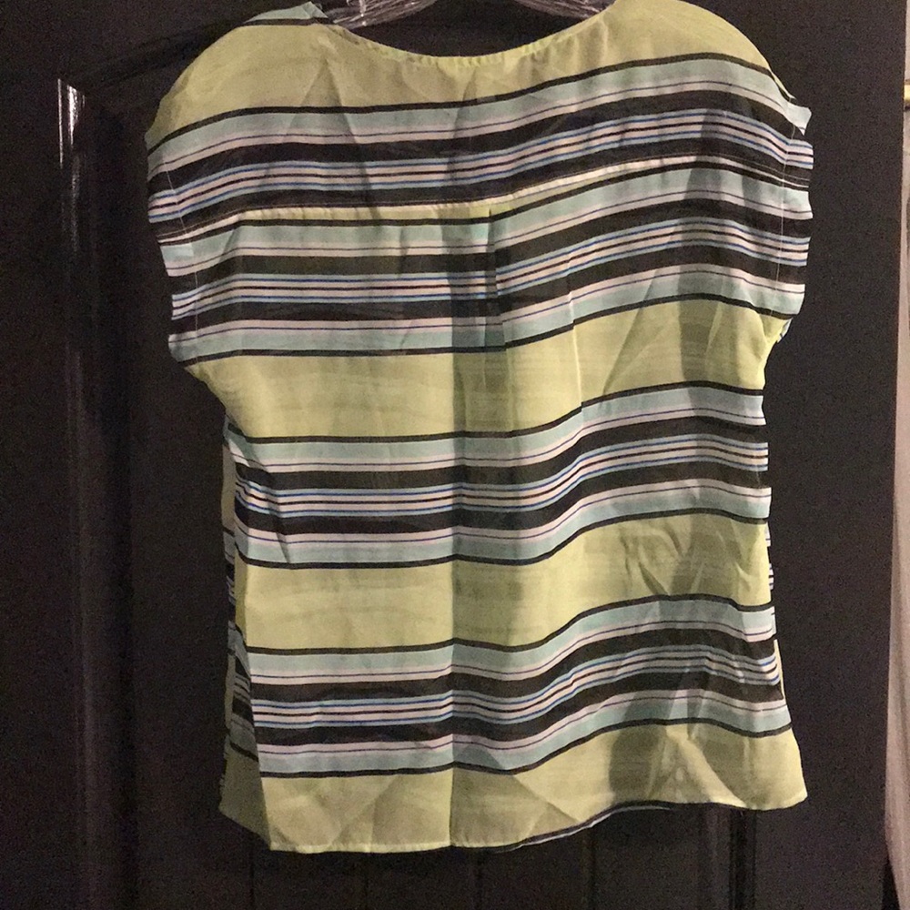 Top - Picture 2 of 2